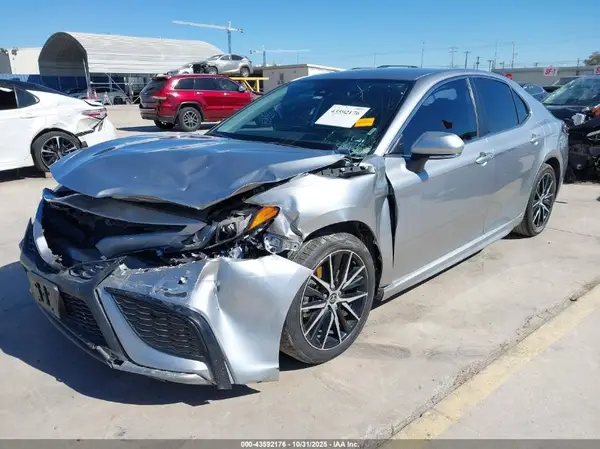 4T1G11AK3PU790037 2023 TOYOTA CAMRY - Image 2