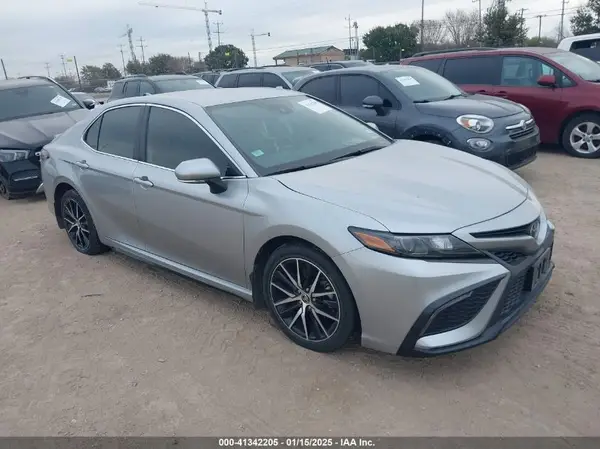 4T1G11AK3PU793410 2023 TOYOTA CAMRY - Image 1