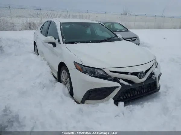 4T1G11AK3PU795173 2023 TOYOTA CAMRY - Image 1