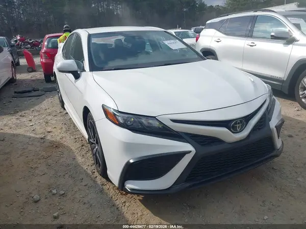 4T1G11AK3PU795674 2023 TOYOTA CAMRY - Image 1