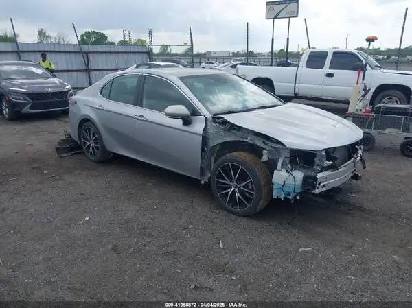 4T1G11AK3PU798106 2023 TOYOTA CAMRY - Image 1