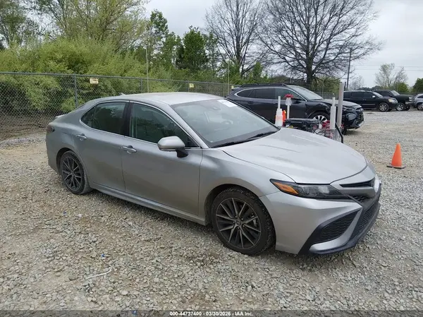 4T1G11AK3PU799823 2023 TOYOTA CAMRY - Image 1