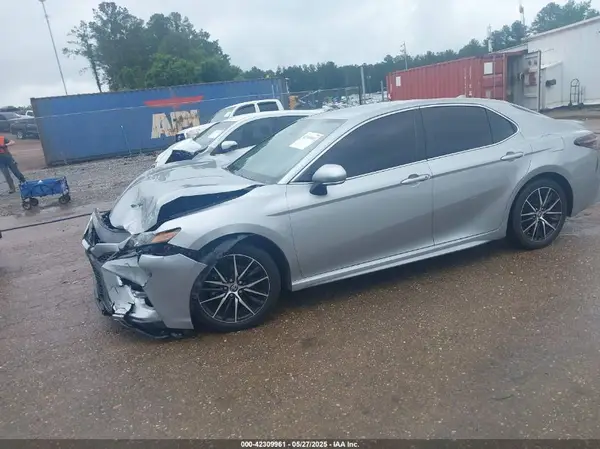 4T1G11AK3PU804759 2023 TOYOTA CAMRY - Image 2