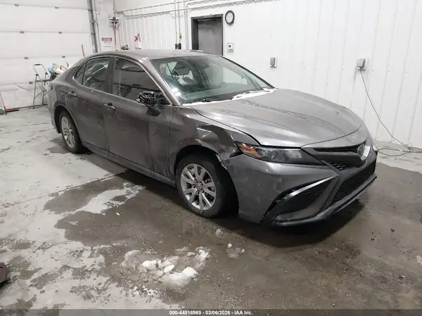 4T1G11AK3PU818077 2023 TOYOTA CAMRY - Image 1
