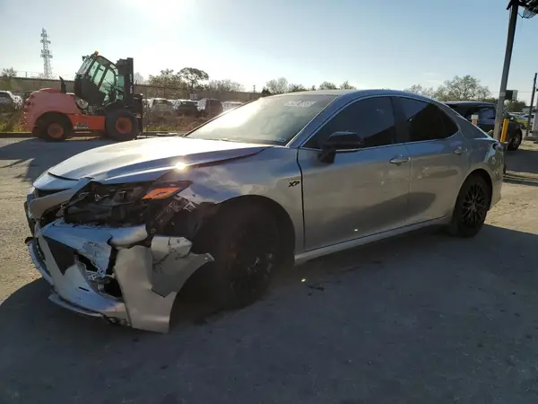 4T1G11AK3PU821299 2023 TOYOTA CAMRY - Image 1