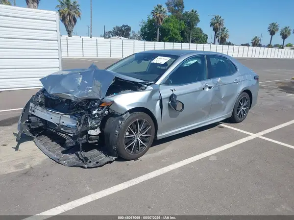4T1G11AK3PU827944 2023 TOYOTA CAMRY - Image 2