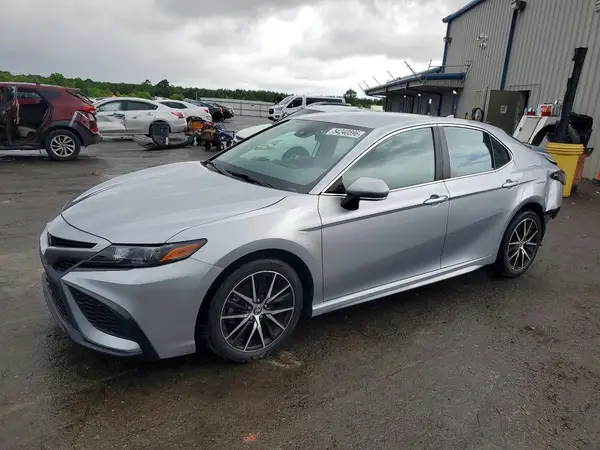4T1G11AK3PU836255 2023 TOYOTA CAMRY - Image 1