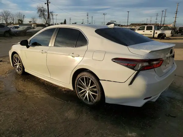 4T1G11AK3RU200227 2024 TOYOTA CAMRY - Image 2