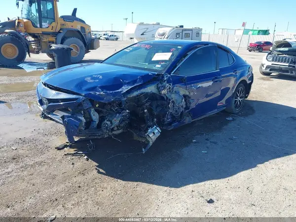 4T1G11AK3RU222616 2024 TOYOTA CAMRY - Image 2