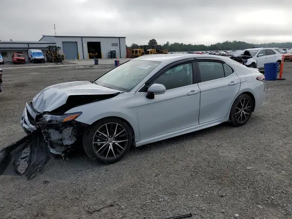 4T1G11AK3RU224706 2024 TOYOTA CAMRY - Image 1