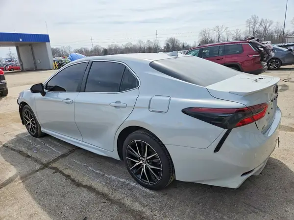 4T1G11AK3RU230974 2024 TOYOTA CAMRY - Image 2