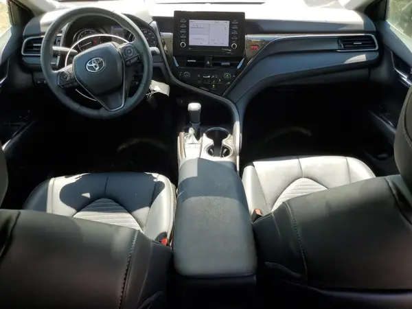 4T1G11AK3RU246074 2024 TOYOTA CAMRY - Image 8