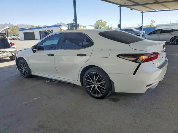4T1G11AK3RU254207 2024 TOYOTA CAMRY - Image 2