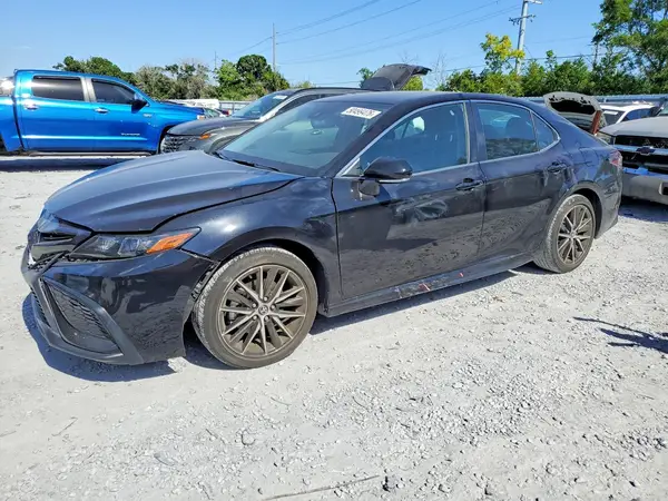 4T1G11AK3RU254224 2024 TOYOTA CAMRY - Image 1