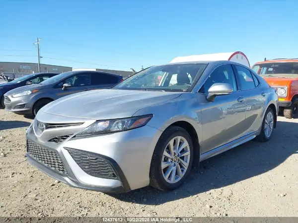 4T1G11AK3RU255485 2024 TOYOTA CAMRY - Image 2