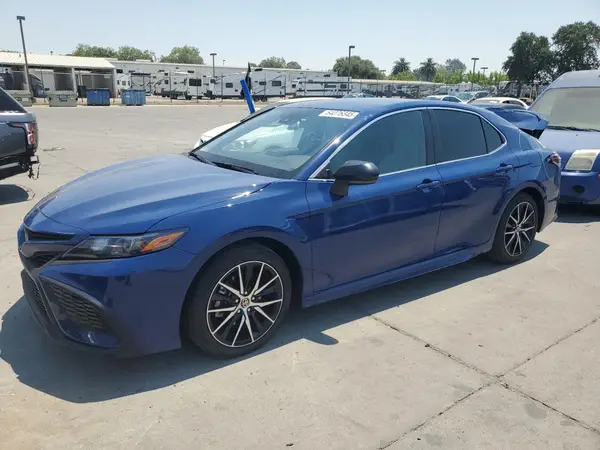 4T1G11AK3RU259679 2024 TOYOTA CAMRY - Image 1