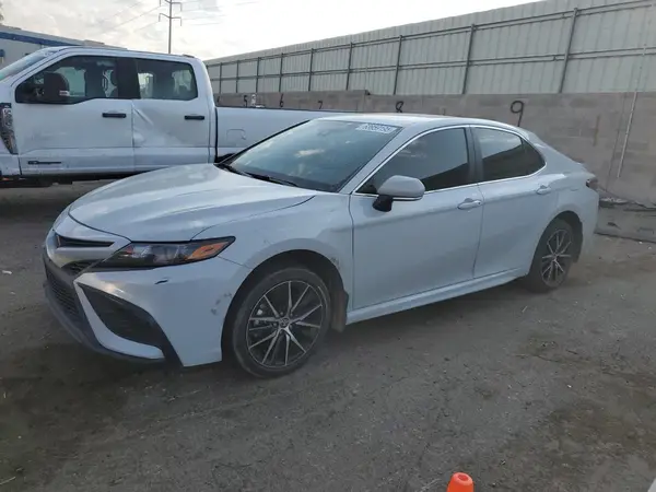 4T1G11AK3RU260766 2024 TOYOTA CAMRY - Image 1