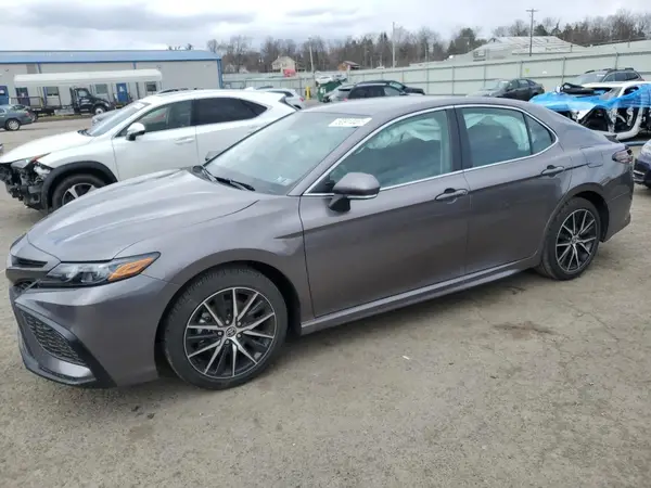 4T1G11AK3RU260878 2024 TOYOTA CAMRY - Image 1