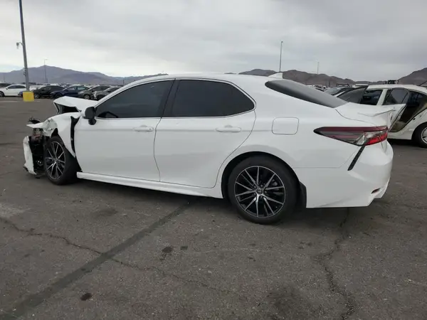 4T1G11AK3RU844763 2024 TOYOTA CAMRY - Image 2