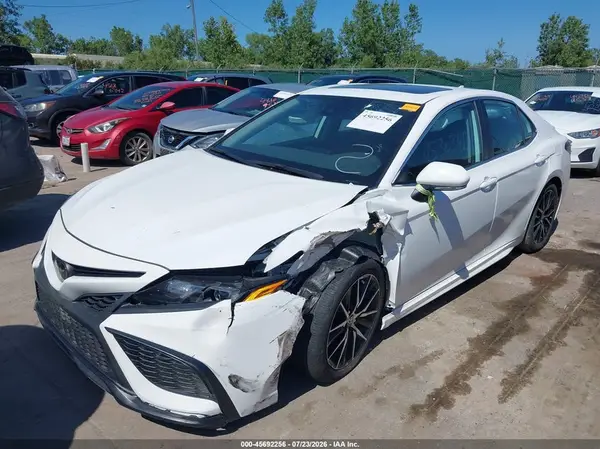 4T1G11AK3RU847209 2024 TOYOTA CAMRY - Image 2