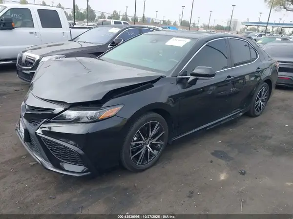 4T1G11AK3RU856699 2024 TOYOTA CAMRY - Image 2