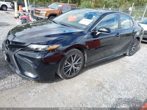 4T1G11AK3RU858243 2024 TOYOTA CAMRY - Image 2