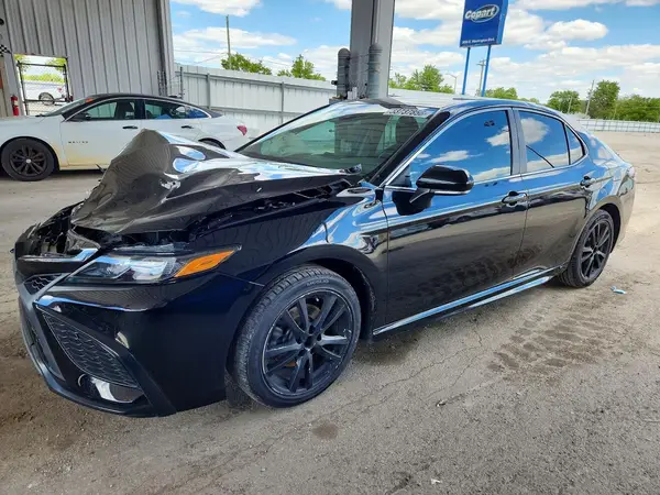 4T1G11AK3RU858534 2024 TOYOTA CAMRY - Image 1