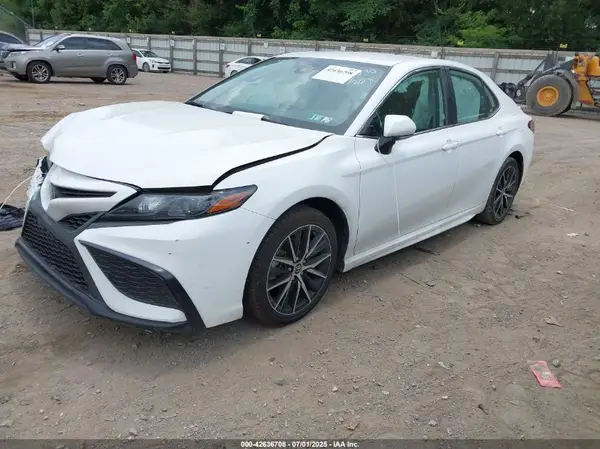 4T1G11AK3RU890030 2024 TOYOTA CAMRY - Image 2