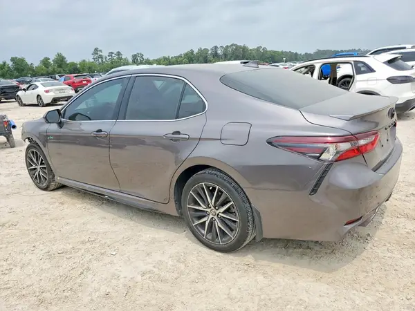 4T1G11AK3RU892215 2024 TOYOTA CAMRY - Image 2