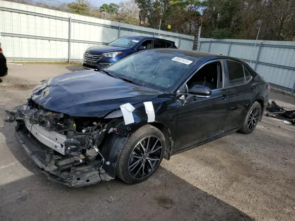 4T1G11AK3RU892828 2024 TOYOTA CAMRY - Image 1