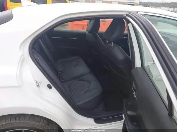 4T1G11AK3RU895843 2024 TOYOTA CAMRY - Image 8