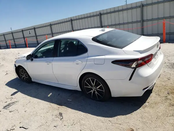 4T1G11AK3RU905867 2024 TOYOTA CAMRY - Image 2