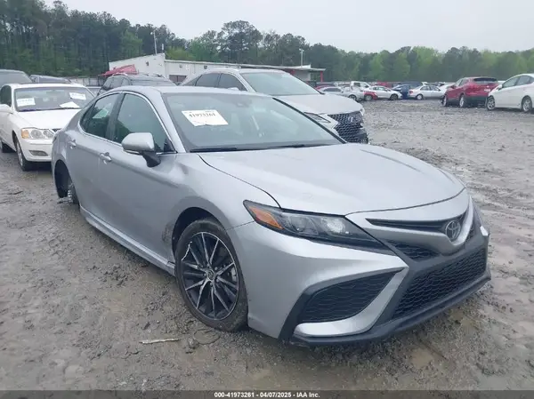4T1G11AK3RU911815 2024 TOYOTA CAMRY - Image 1