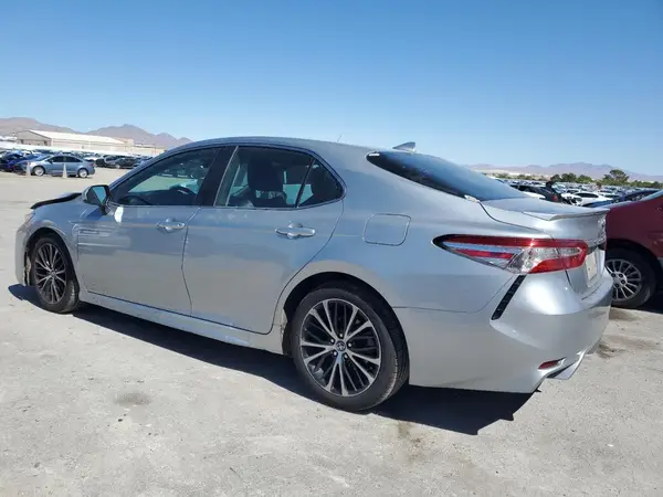 4T1G11AK4LU301039 2020 TOYOTA CAMRY - Image 2