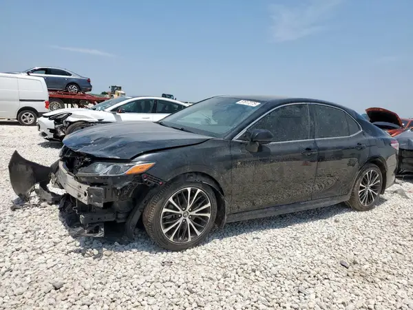 4T1G11AK4LU304054 2020 TOYOTA CAMRY - Image 1