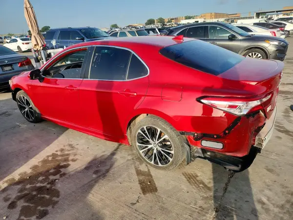 4T1G11AK4LU310050 2020 TOYOTA CAMRY - Image 2