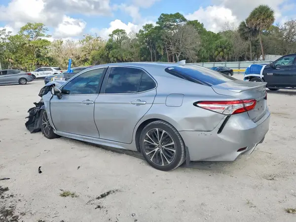 4T1G11AK4LU327558 2020 TOYOTA CAMRY - Image 2