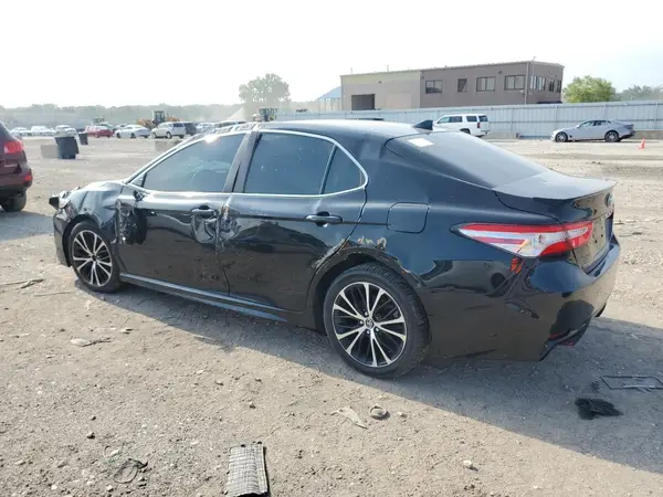 4T1G11AK4LU333327 2020 TOYOTA CAMRY - Image 2