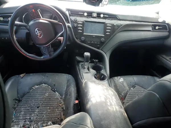 4T1G11AK4LU333327 2020 TOYOTA CAMRY - Image 8