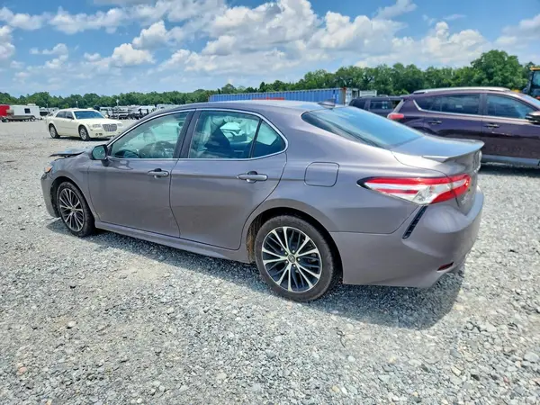 4T1G11AK4LU338186 2020 TOYOTA CAMRY - Image 2