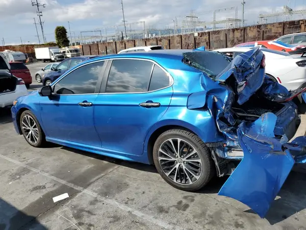 4T1G11AK4LU342545 2020 TOYOTA CAMRY - Image 2