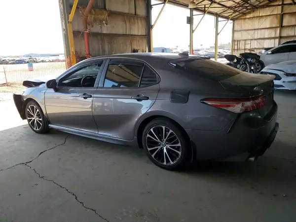 4T1G11AK4LU344926 2020 TOYOTA CAMRY - Image 2