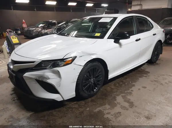 4T1G11AK4LU347311 2020 TOYOTA CAMRY - Image 2