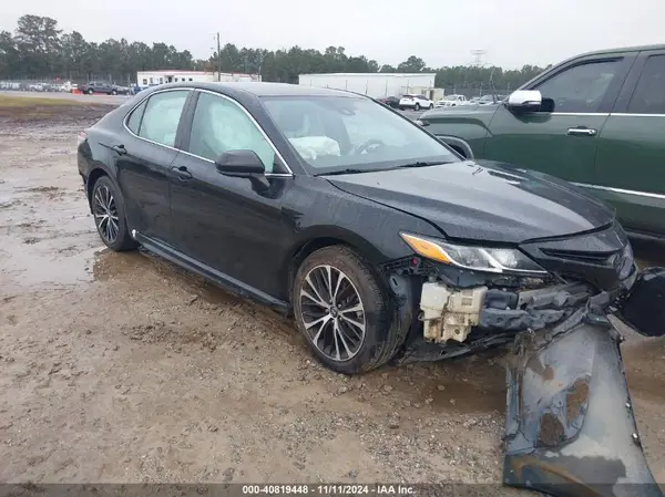 4T1G11AK4LU347860 2020 TOYOTA CAMRY - Image 1