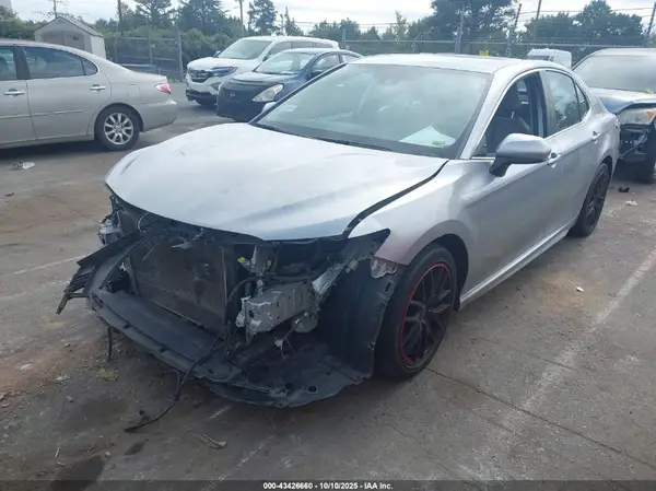 4T1G11AK4LU351293 2020 TOYOTA CAMRY - Image 2