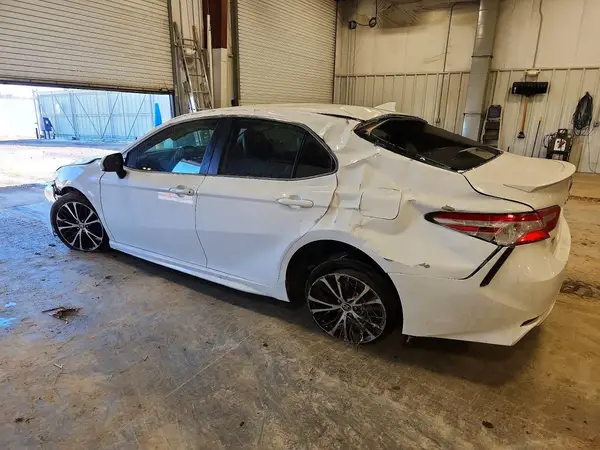 4T1G11AK4LU356705 2020 TOYOTA CAMRY - Image 2