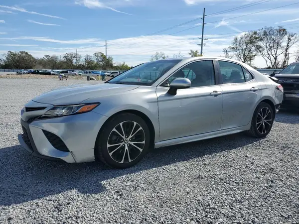 4T1G11AK4LU357840 2020 TOYOTA CAMRY - Image 1