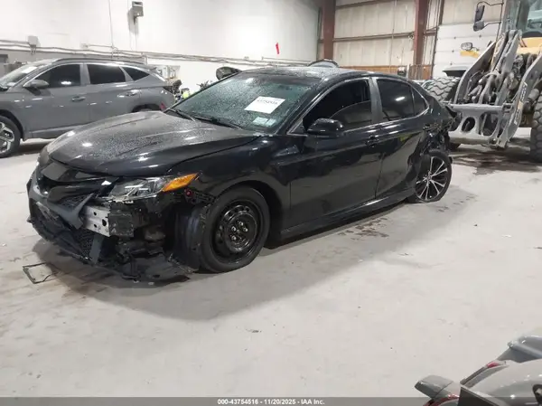 4T1G11AK4LU360320 2020 TOYOTA CAMRY - Image 2