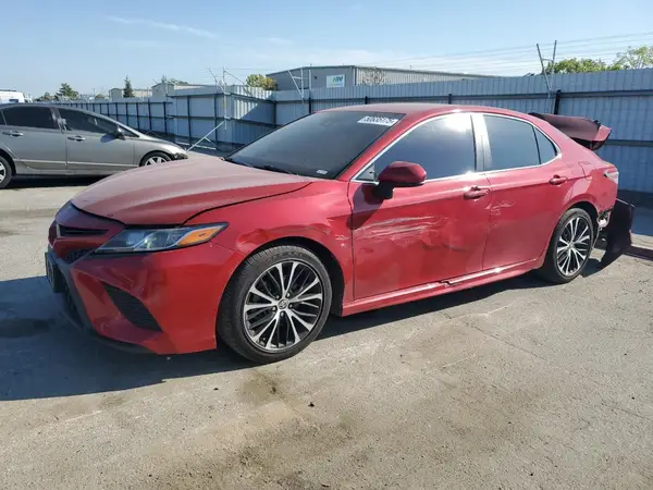 4T1G11AK4LU370278 2020 TOYOTA CAMRY - Image 1