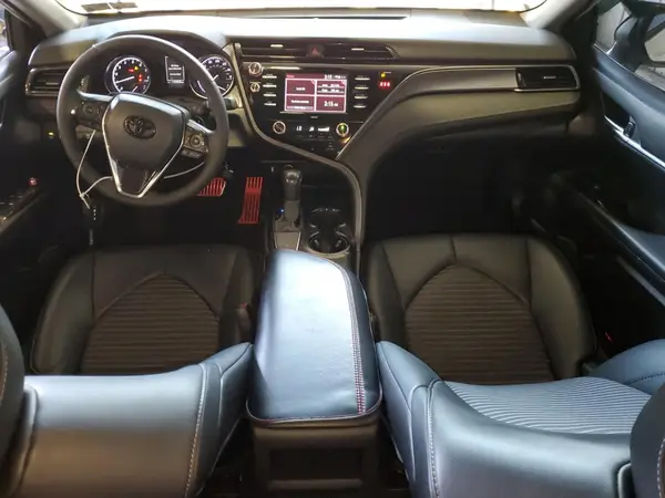4T1G11AK4LU375979 2020 TOYOTA CAMRY - Image 8